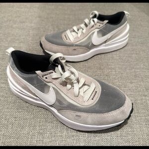 Nike Gray and White Sneakers Classic Minimalist Design